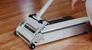 Best Saw For Cutting Laminate Flooring, Tool To Cut Laminate Wood Flooring